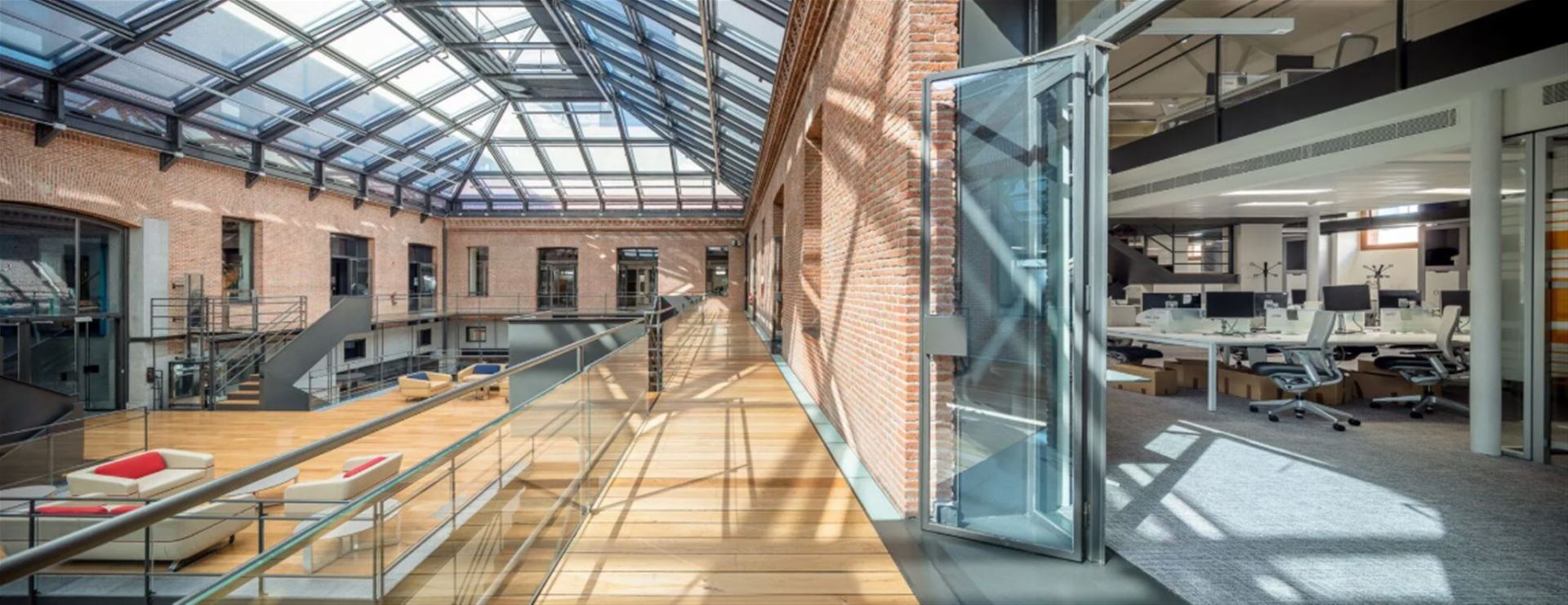 MINIB at the new headquarters of Repsol Electricidad y Gas, Madrid